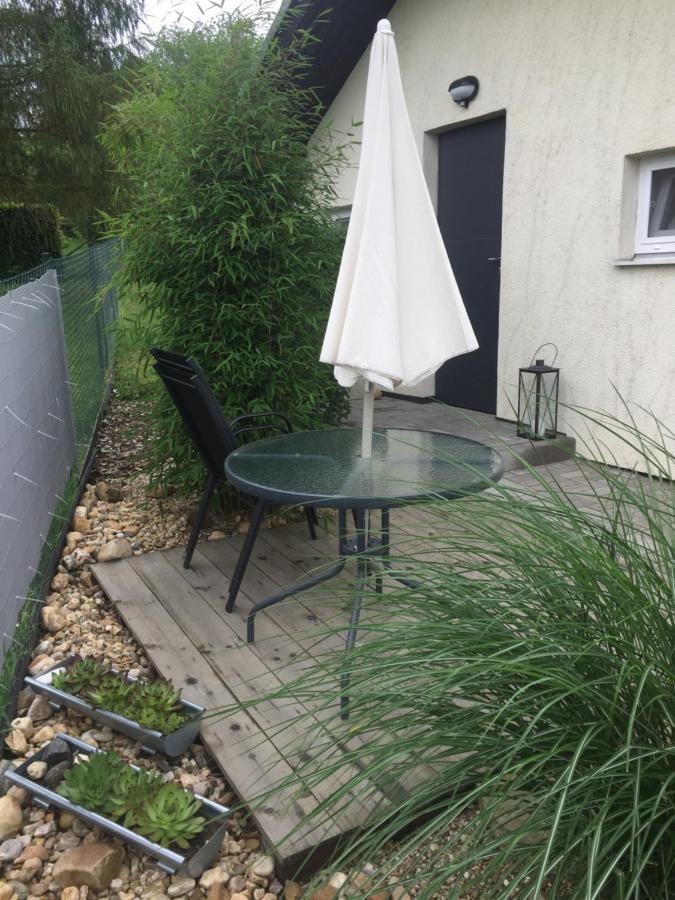 Studiovy Apartman V Zahrade Police nad Metují Exterior foto