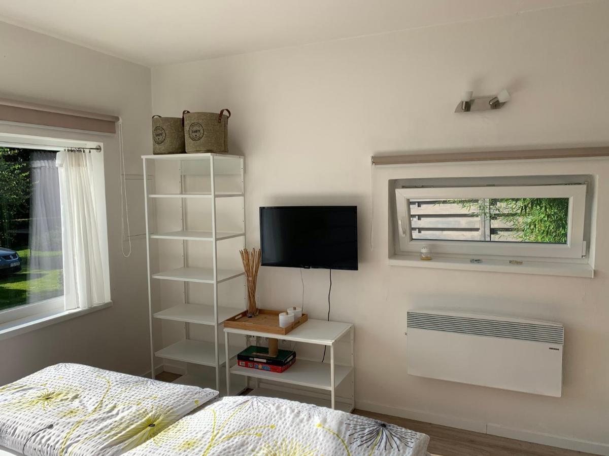 Studiovy Apartman V Zahrade Police nad Metují Exterior foto